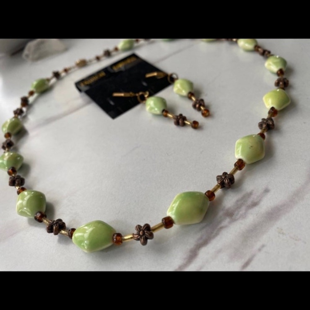 Green Necklace and Earrings Set